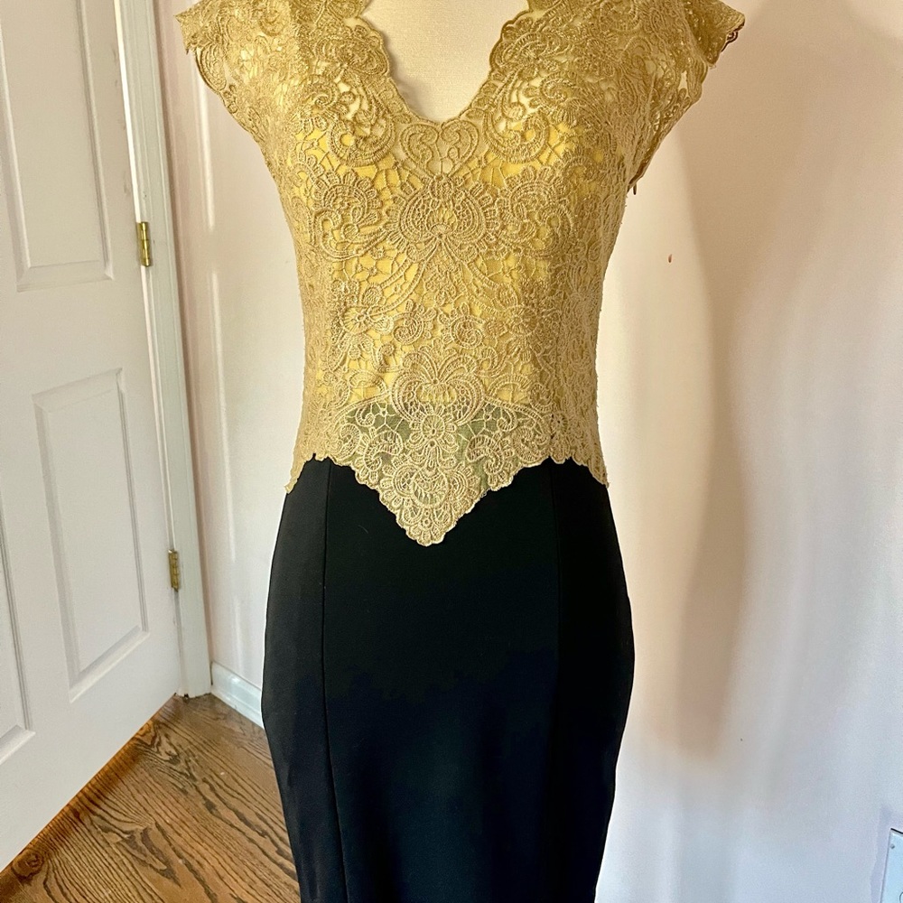 Gracia open back gold black lace homecoming dress S